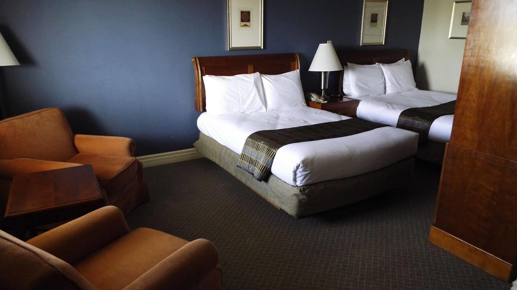 Seely'S Motel Shediac Bagian luar foto